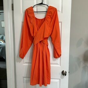 NWOT tie dress